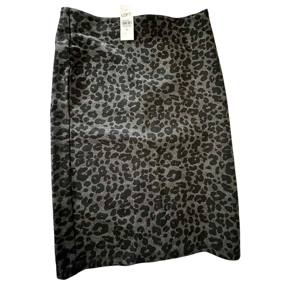 LOFT‎ Black Leopard Print stretch skirt Size XS New